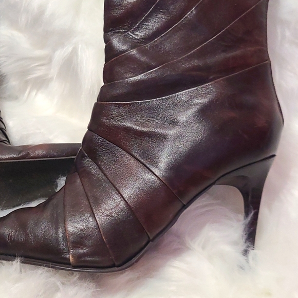 Dark brown pointed stiletto heel boots - Picture 3 of 6